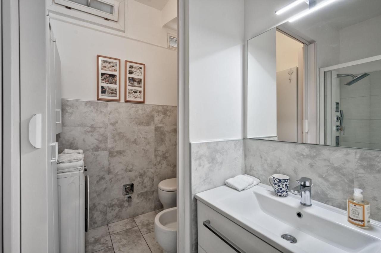 Casa Lena By Apartments To Art Турин Экстерьер фото